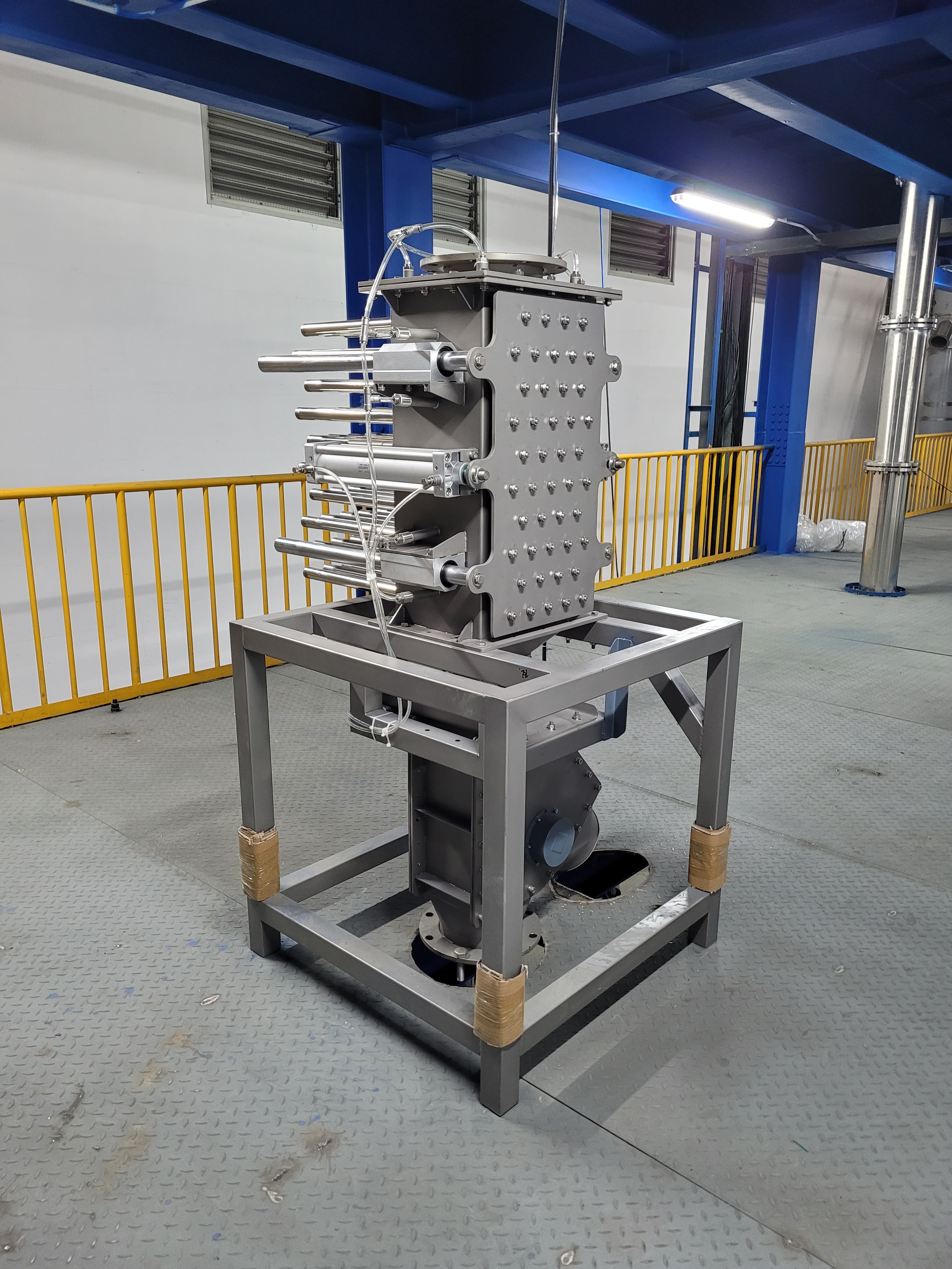 Nebezpečenstvo železných nečistôt pri výrobe čili prášku a kľúčová úloha magnetických separátorov